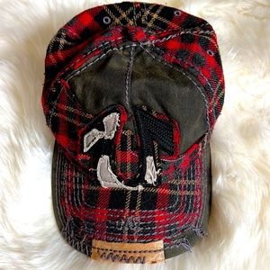 True Religion Distressed Baseball Cap! Perfect condition